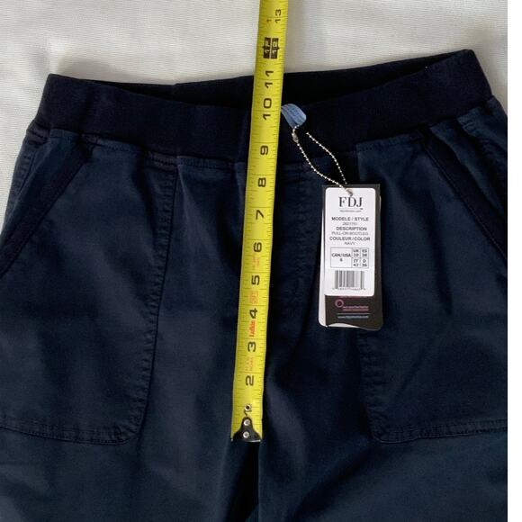 FDJ Pull On Boot Cut Pants NWT size 6‎ - Picture 7 of 8